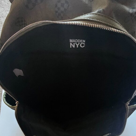 Madden NYC Laptop Backpack - Olive Green with Mushroom Print - Padded - Picture 6 of 7